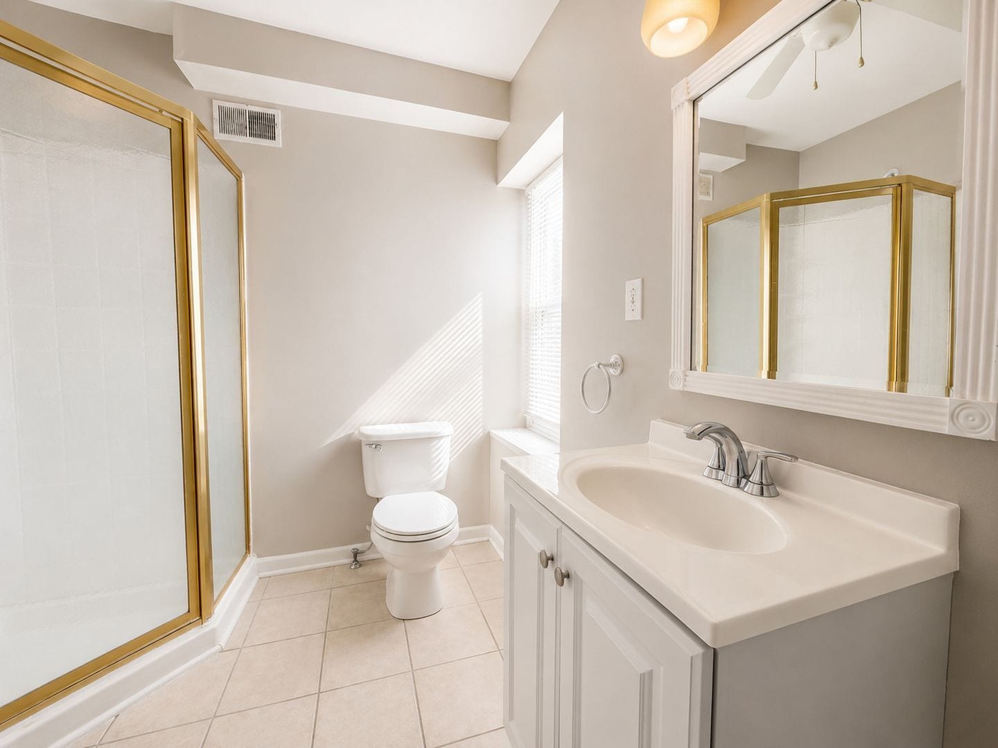 Building Photo - Fantastic 3 Bed/2 Bath Home Available In Conshohocken