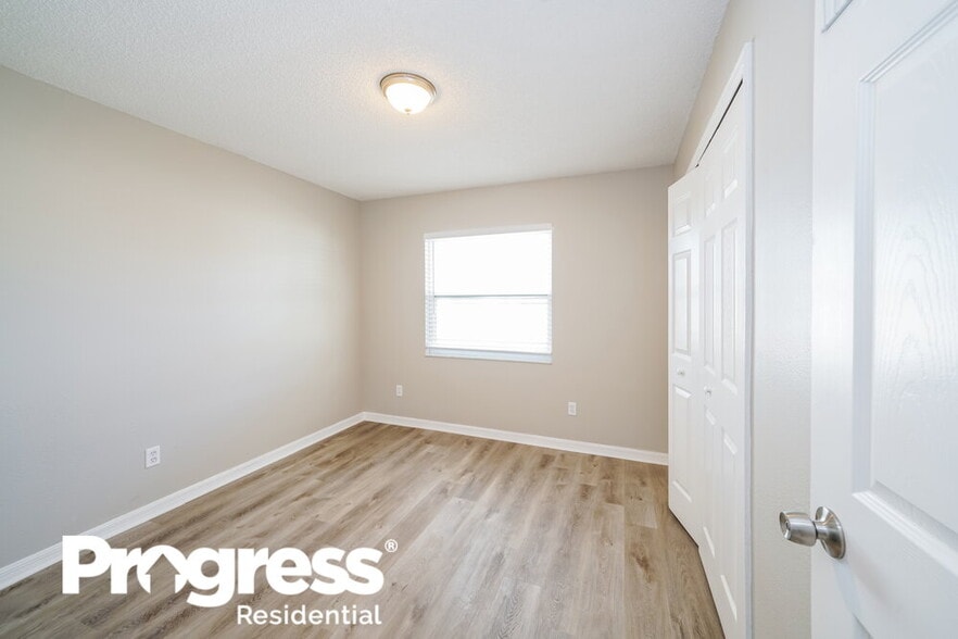 Building Photo - 224 Whisper Lake Rd