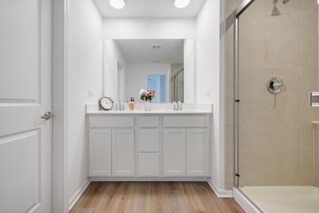 Building Photo - 620 Wolverine Dr