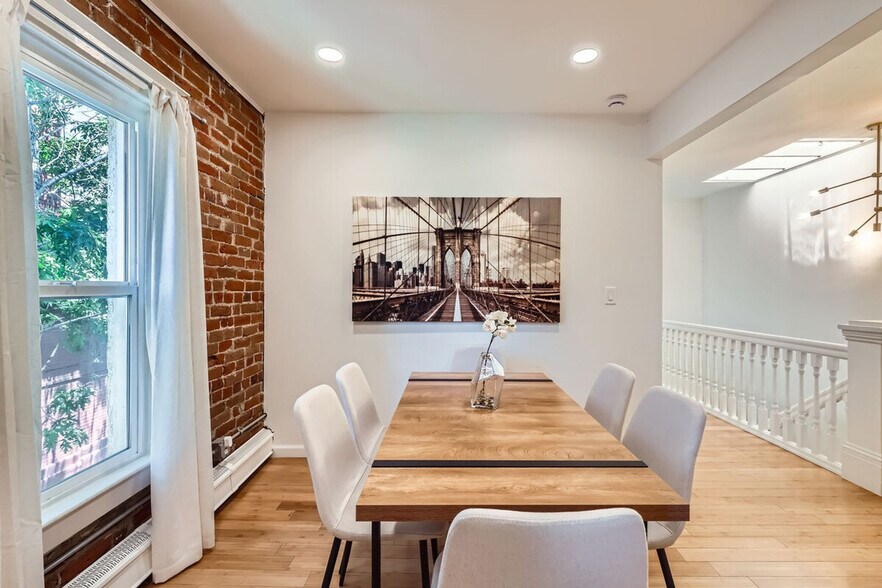 Building Photo - 2925 Curtis Street