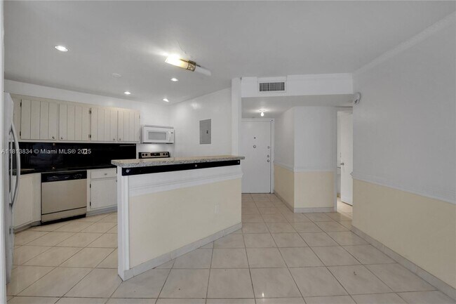 Building Photo - 2750 NE 183rd St