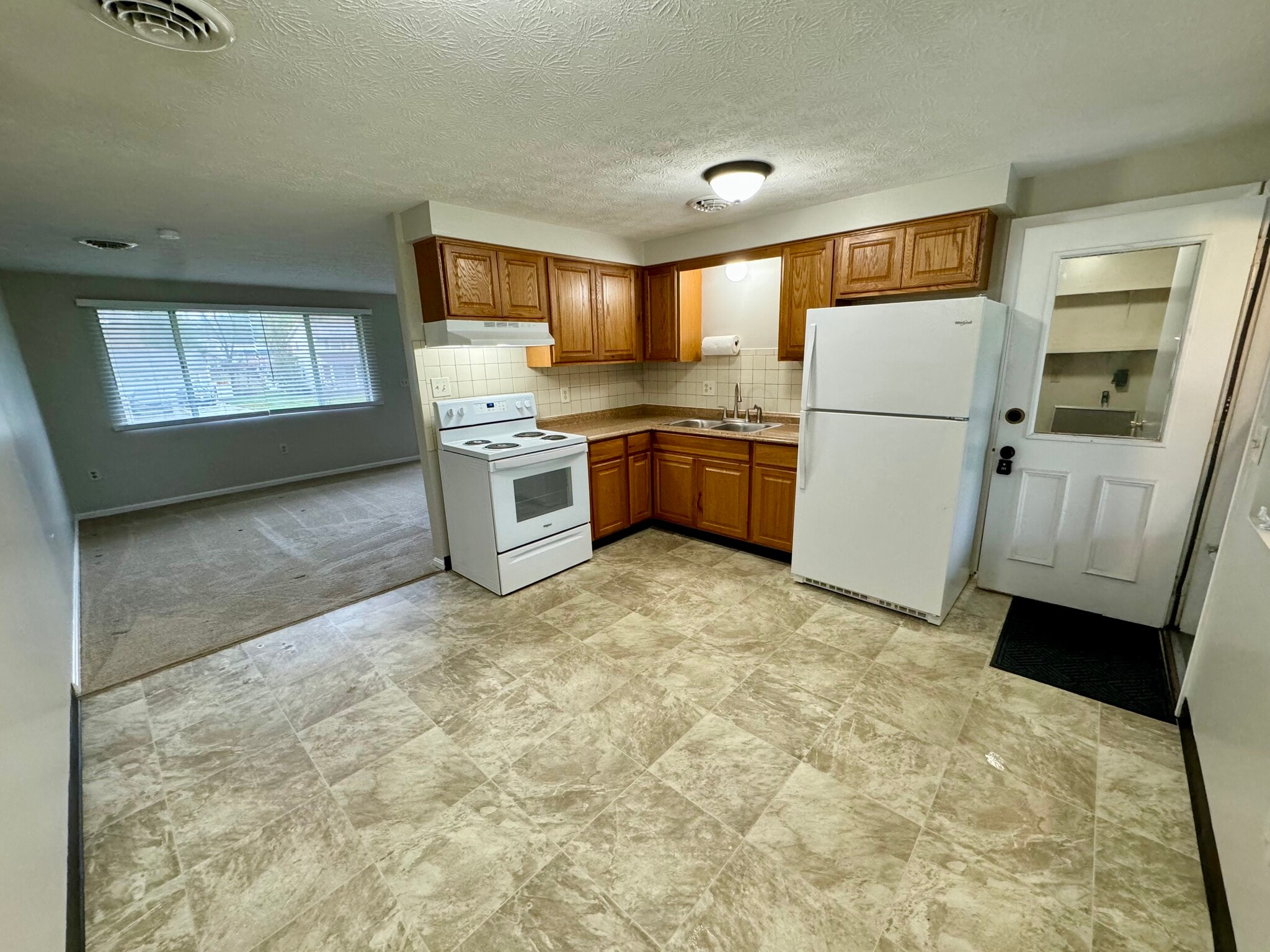 Building Photo - 7417 Rob St NW