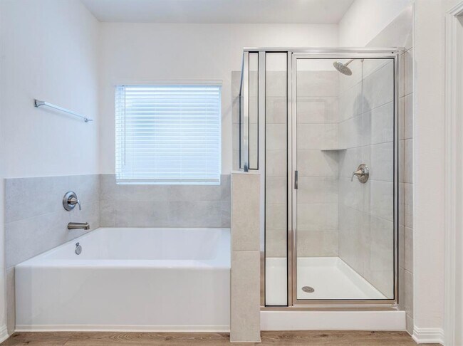 Building Photo - 260 Cathedral Mountain Dr