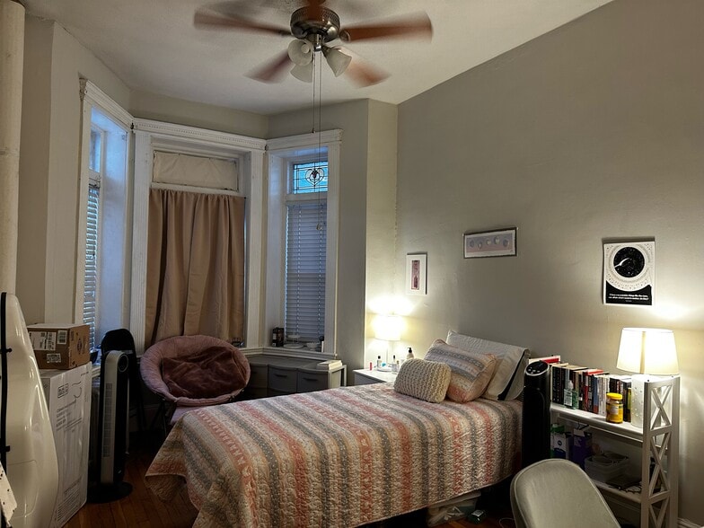 Building Photo - 45 Hemenway St