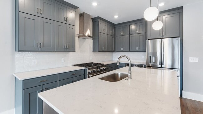 Building Photo - Nashville. Spotless & never been lived in 4BR/4.5BA home + separate office