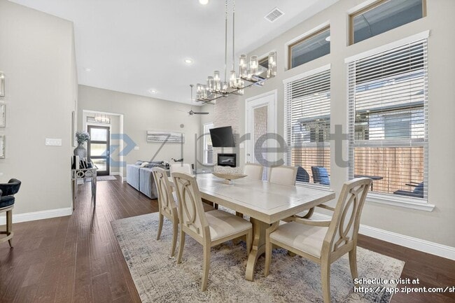 Building Photo - 7313 Zachery Dr