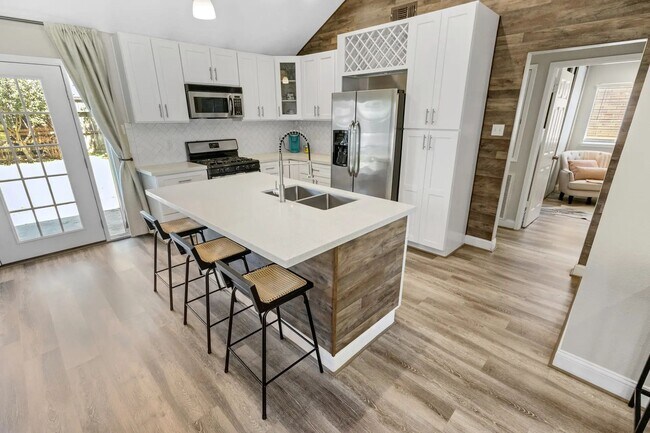 Building Photo - 20082 N Pecos Valley Trail