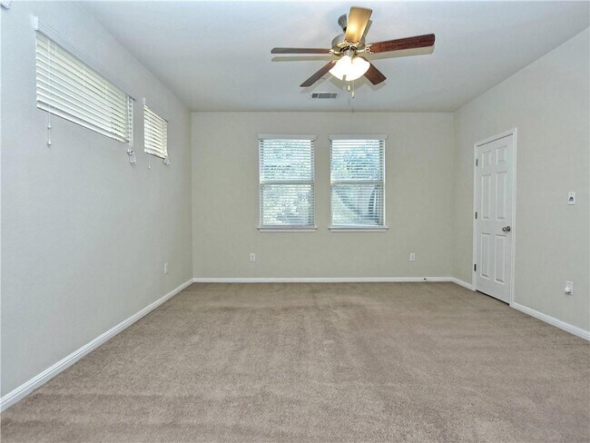 Building Photo - 3240 E Whitestone Blvd