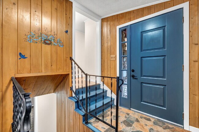 Building Photo - Mid-Century Cool Meets Maine Serenity Design. Privacy. Location. This one has it all.