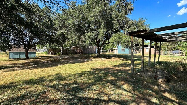 Building Photo - China Grove 4 bedroom, 3 bathroom