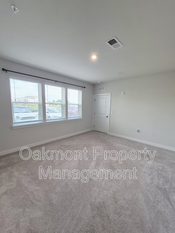 Building Photo - 3700 Maze Runner Dr
