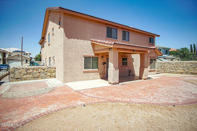 Building Photo - 12712 Tierra Karla Dr