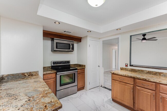 Building Photo - 1241 Riviera Dr NE