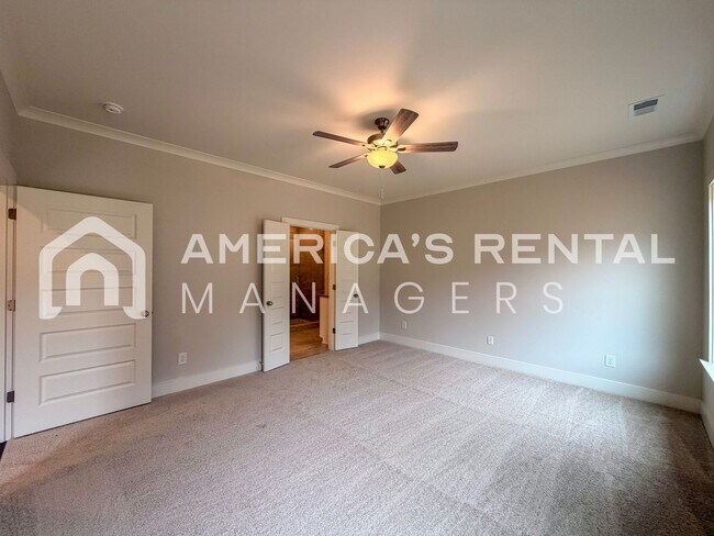 Building Photo - 125 Townmoor Ln
