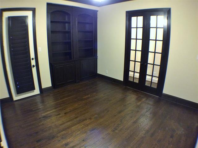 Building Photo - 7675 Dotter Dr