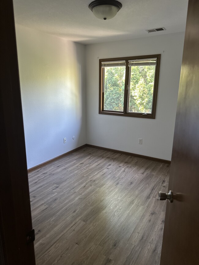 Building Photo - 5713 Tibaron Ln