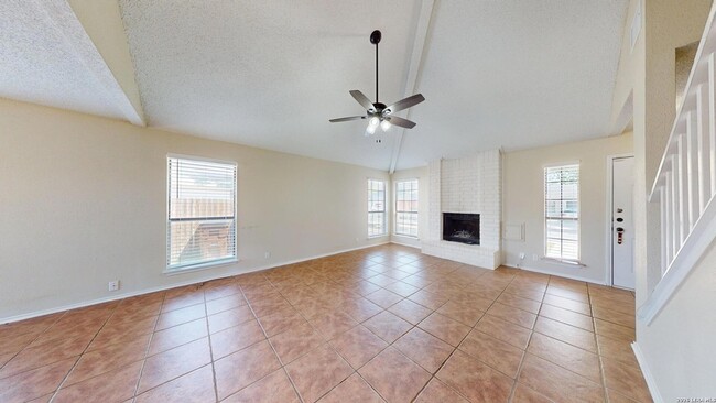 Building Photo - 2210 Muddy Peak Dr