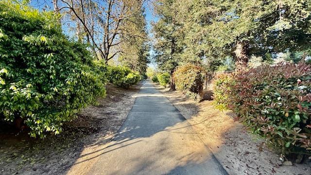 Building Photo - 564 E Braddock Dr