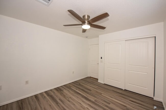 Building Photo - 13150 Onammi Ave
