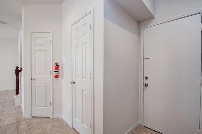 Building Photo - 4512 Balkin St