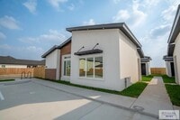 Building Photo - 3604 Hidalgo Cir