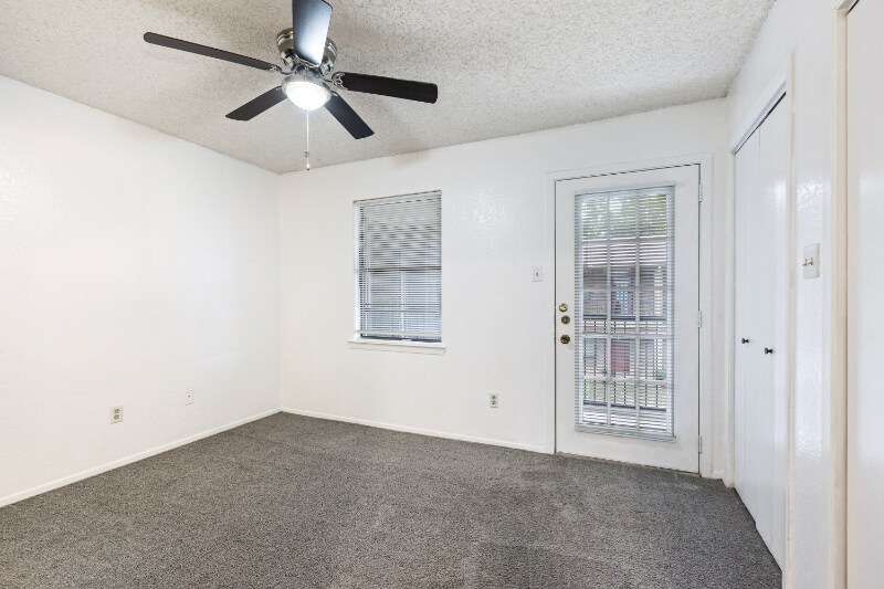 Building Photo - 1226 Baylor Ave