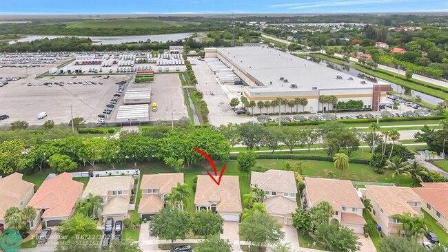 Building Photo - 6041 SW 195th Ave