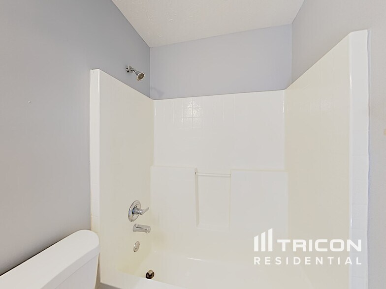 Building Photo - 615 Bridle Creek Dr