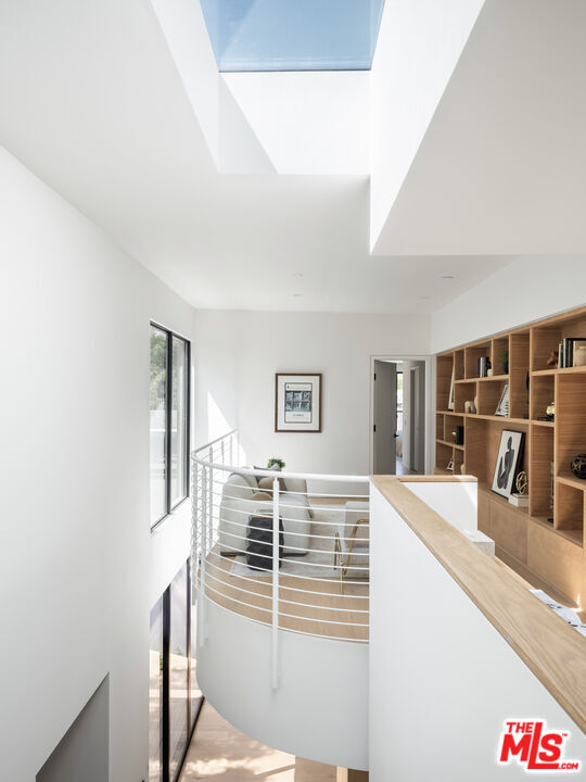 Building Photo - 4939 Petit Ave