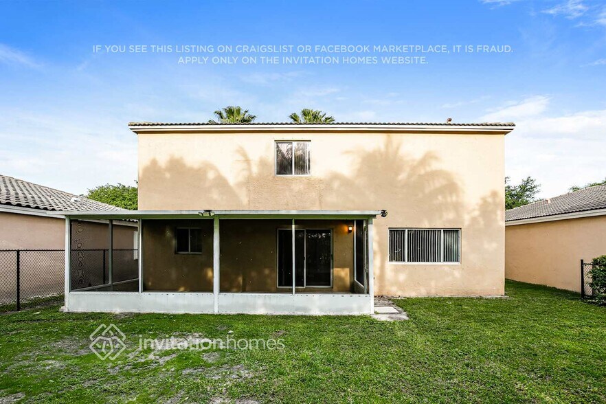 Building Photo - 2300 SW 106th Ave