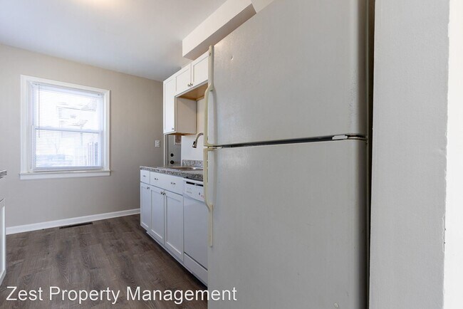 Building Photo - 3 br, 1 bath House - 17605 Stephens Drive