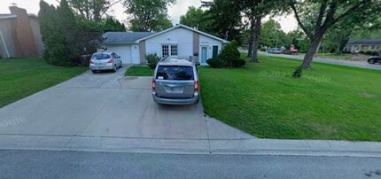 Building Photo - 3725 Chancellor Dr