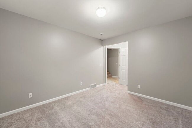 Building Photo - 1493 Stonefield Dr