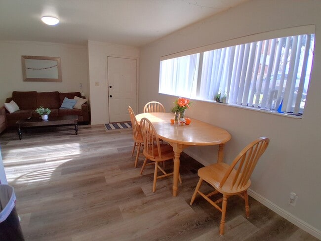 Building Photo - 243 E 400 N