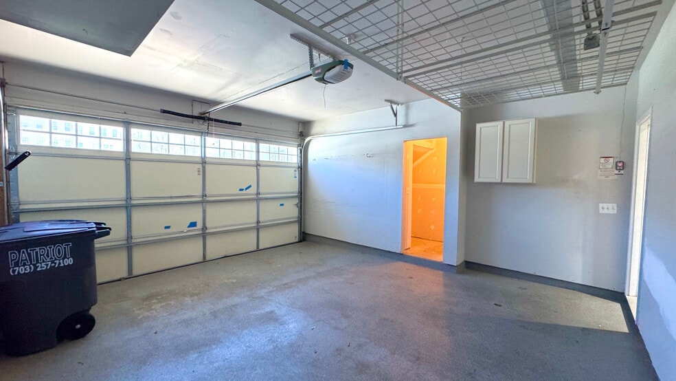 Building Photo - 25351 Wakestone Park Ter