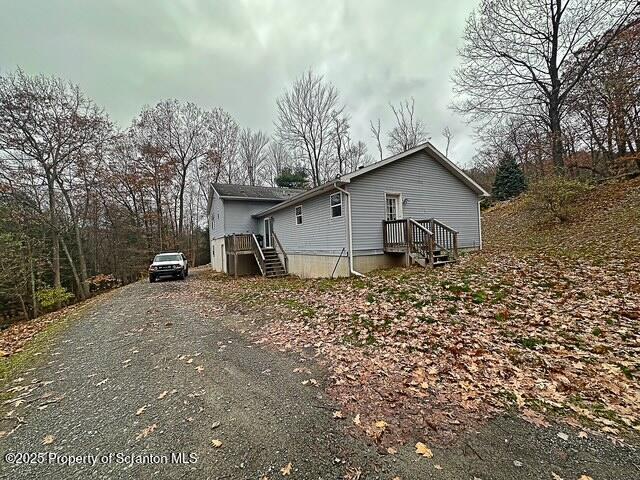 Building Photo - 385 Rattlesnake Hill Rd