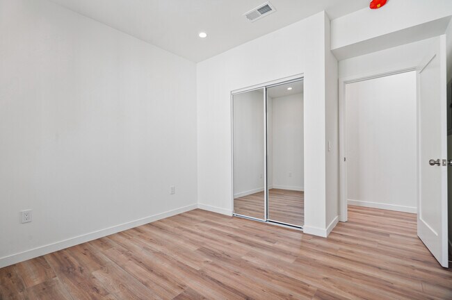 Building Photo - 5185 20th St