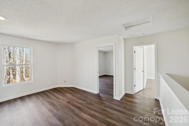 Building Photo - 776 Ladino Lane