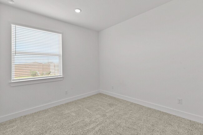 Building Photo - 21118 Garden Palm Dr