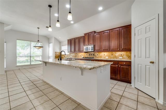Building Photo - 2513 Royal Troon Dr
