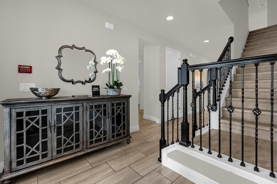 Building Photo - 310 Falls Dr