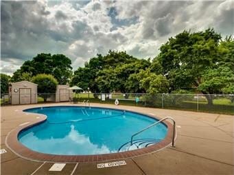 Community Pool - 2800 Hillsboro Ave N