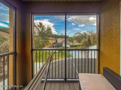 Building Photo - 14289 Summer Breeze Dr E