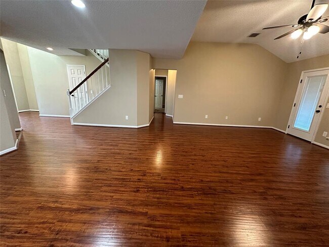 Building Photo - 9918 Cedaredge Dr