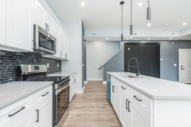 Building Photo - Brand New 2 Bedroom Apartment in Modern Bu...