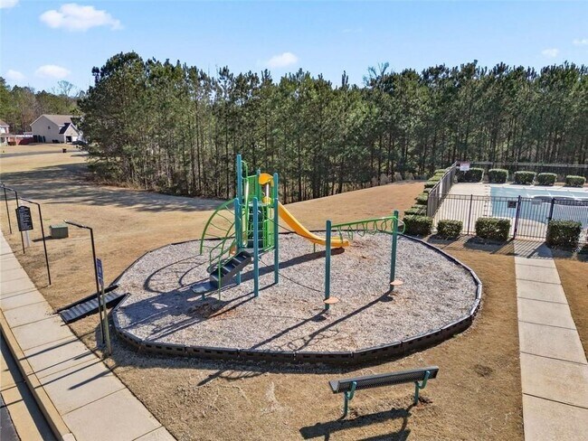 Building Photo - 3105 Duke Dr