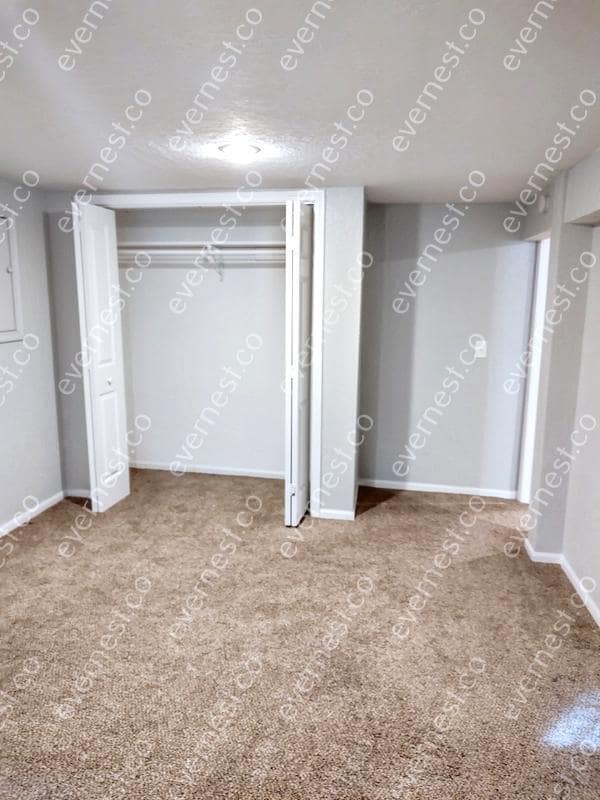 Building Photo - 10244 Caenen Dr