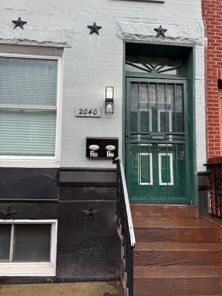 Primary Photo - 2040 S 22nd St