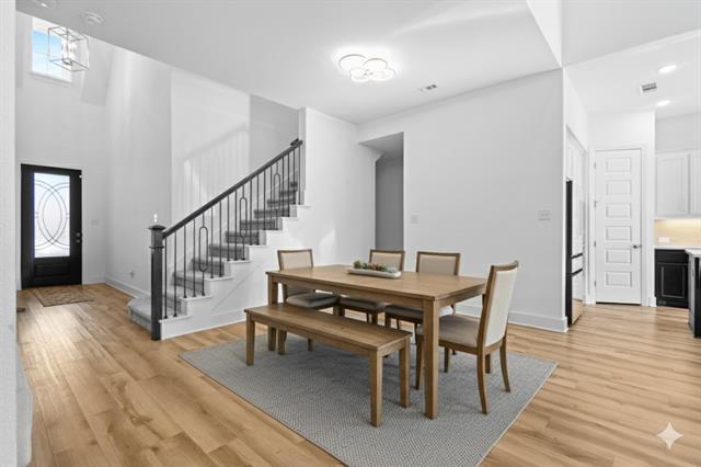 Building Photo - 1136 Saddle Ridge Dr