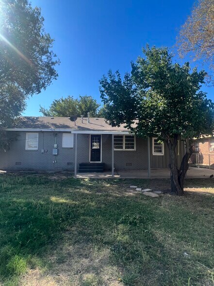 Building Photo - 4212 Garland St